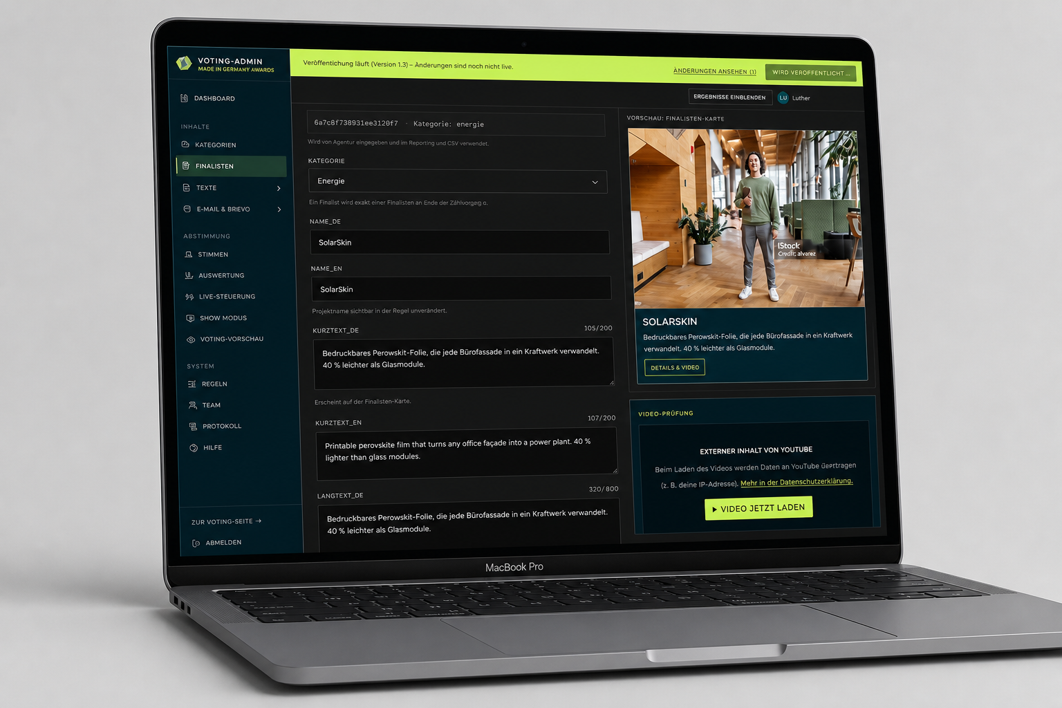Finalisten-Editor der Voting-Plattform im Laptop-Mockup